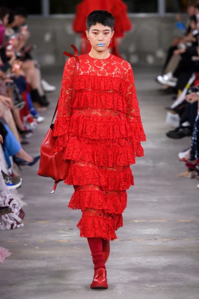Look 5